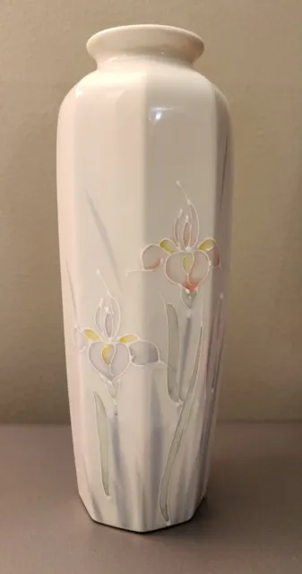 Vintage OTAGIRI Flora Lite 11" Vase Octagonal Hand Painted Pattern Moriage Japan