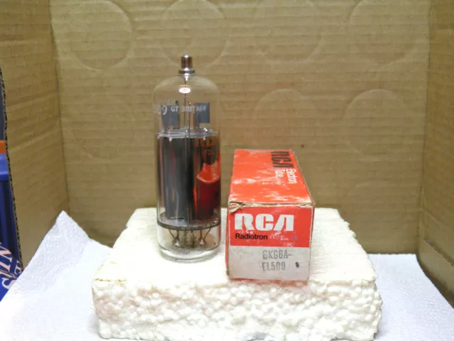 A Vintage Rca/Mullard 6Kg6A/El509 Nos/Nib Vac Tube