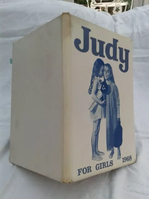 Judy for Girls Annual 1968. DC Thomson. Illustrated Hardback in Dustjacket 2