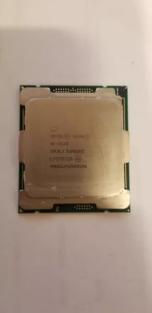 Intel Xeon W-2123　3.6GHz 8.25M LGA2066　SR3LJ