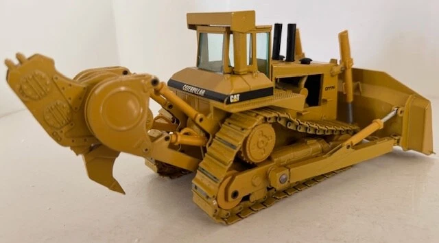 CATERPILLAR D 9 G Planierraupe Ripper #2874.1 Conrad 1:50 Ovp EUR 379,95 - DE