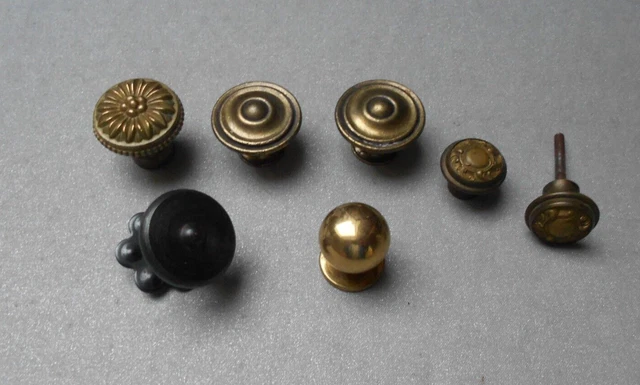 lot de boutons laiton divers pour  tiroirs ou portes de placard