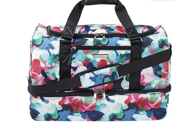 Samantha Brown Weekender w/Passport Case, Makeup Pouch & Luggage Tag- OrchidCamo