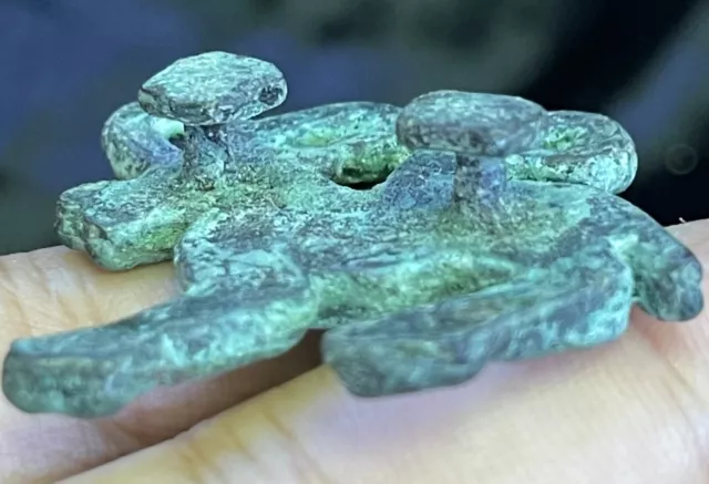 Rare ancient Roman bronze belt buckle in an animal form 2