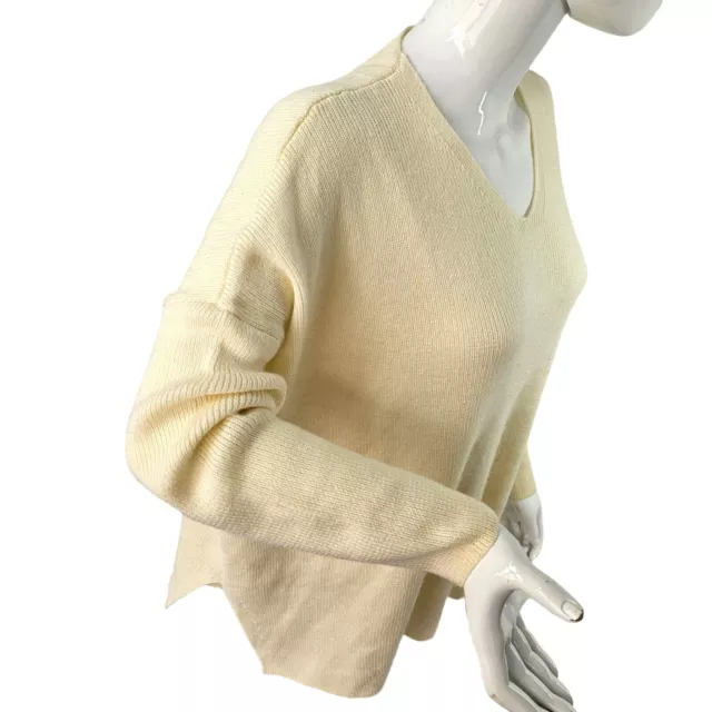 UNIQLO Oversize Sweater Cream V Neck Wool Blend Cable Knit Womens Size Small