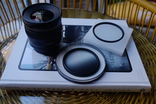 Canon EF 20mm f/2.8 USM Lens