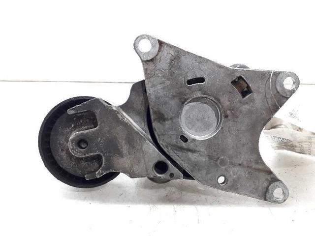 135400R010 galet tendeur pour TOYOTA COROLLA VERSO 2.2 D-4D 2004 4573773 2