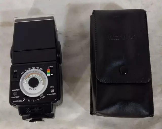 Minolta Auto 320X W/ Case