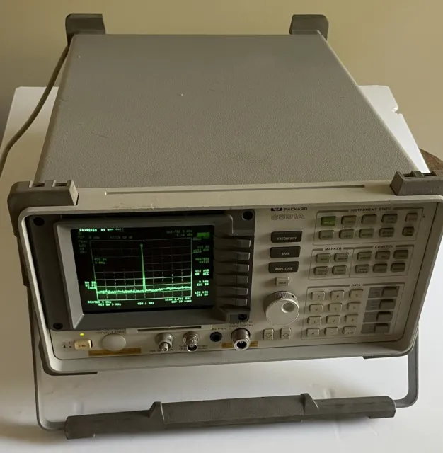 Hewlett Packard HP 8591A Spectrum Analyzer 9 KHz - 1.8 GHz with Carrying Case