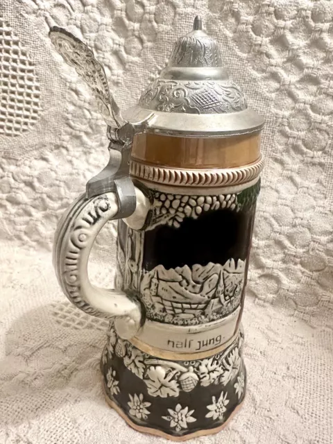 Music Box Beer Stein Pewter Lid Plays I Lost My Heart in Heidelberg German 8.5”