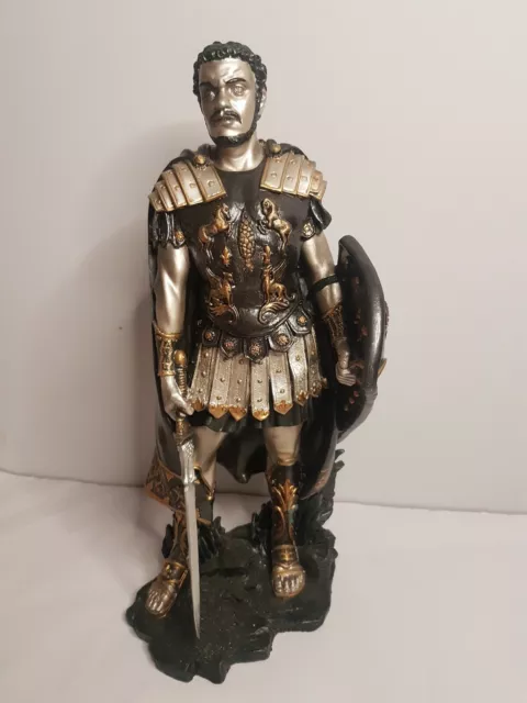 NEW Regency Fine Arts ' The General' Collectable Decorative Ornament Figurine