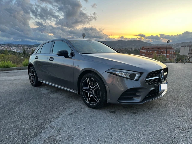 MERCEDES A 250 e A250e Tetto EQ-Power Premium W177 PHEV AMG Night Tettuccio