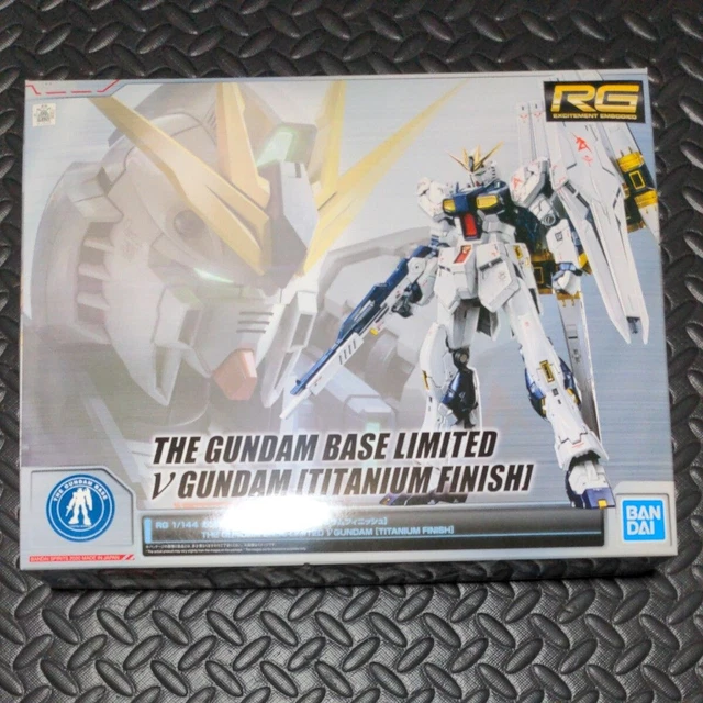 BANDAI SPIRITS ENTRY GRADE 1/144 Gundam Base Limited Large Gundam