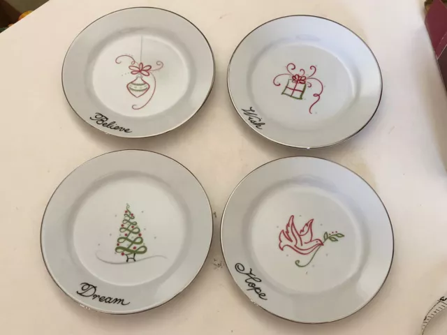 St.nicholas Square Tis The Season 2 Sets Of 4 Round Appetizer Plates 6,5”