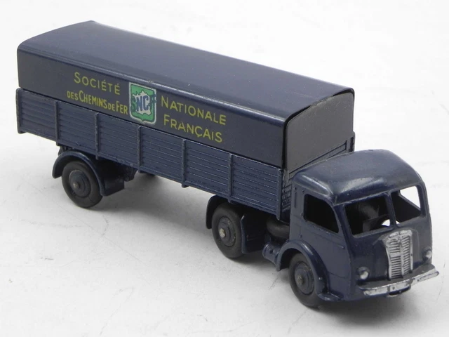 DINKY TOYS 32 AJ tracteur panhard EUR 100,00 - FR