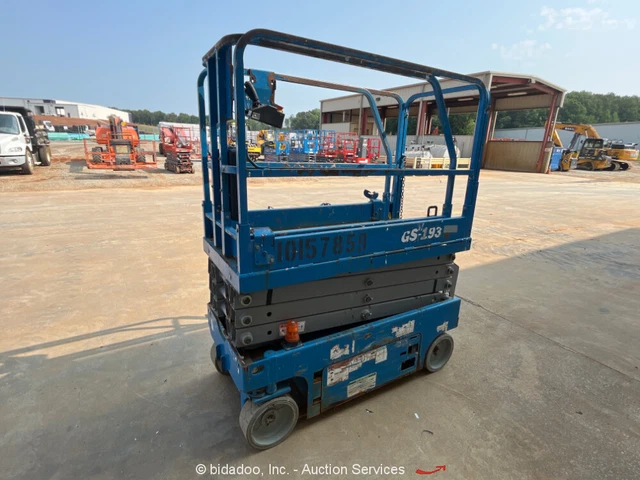 2015 Genie GS-1930 19' Electric Scissor Lift Man Aerial Platform bidadoo
