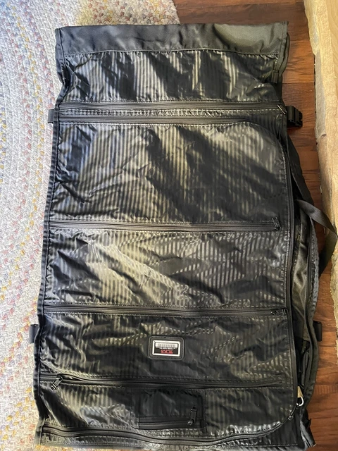 Tumi Black BiFold Carry-On Hanging Garment Bag Ballistic Nylon 231D3 5