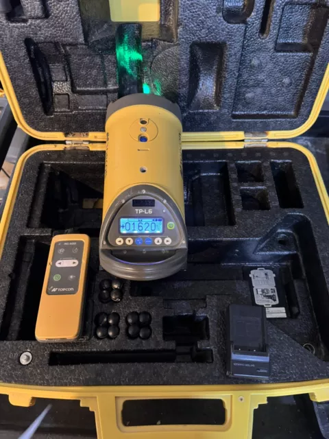 Topcon TP-L6 Green Beam Pipe Sewer Laser Plumb Kit w/ RC500 Remote