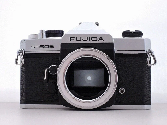 Appareil photo reflex manuel FUJICA ST 605 + objectifs +Flash+pied