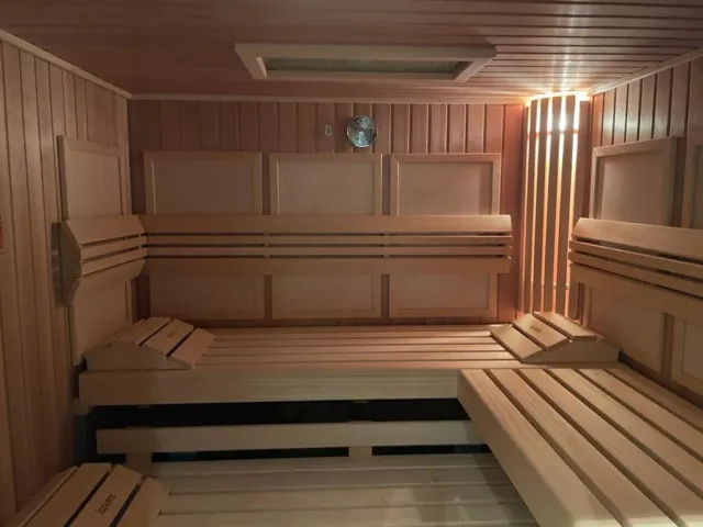 Sauna-Anlage, Typ RELAX-Feuchtesauna, Neuwertig 6.800€ VB