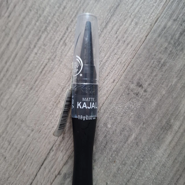 The Body Shop Matte Kajal Eyeliner In Schwarz – 0,8 G, Cremig & Langlebig Für Den Perfekten Smokey Eye
