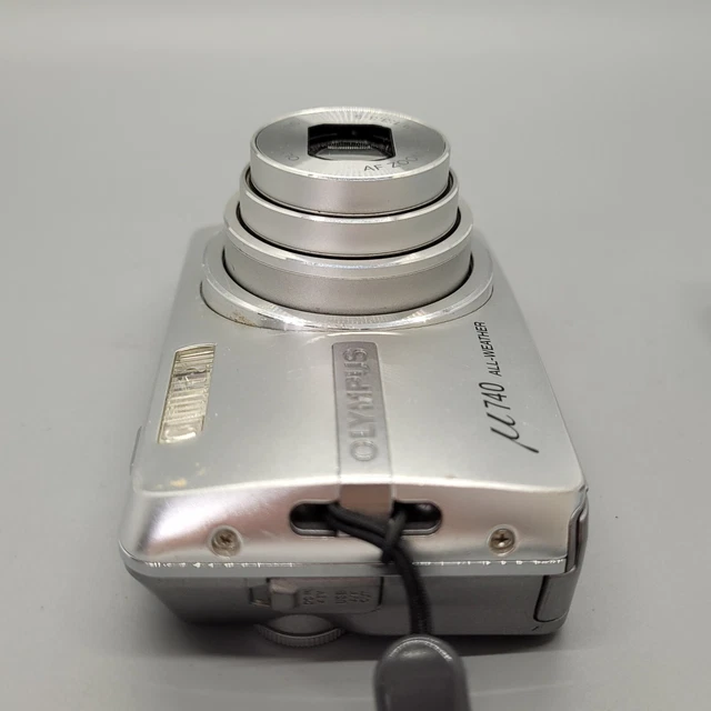 Olympus Mju 740 7,1 megapixel fotocamera digitale compatta argento testato 11