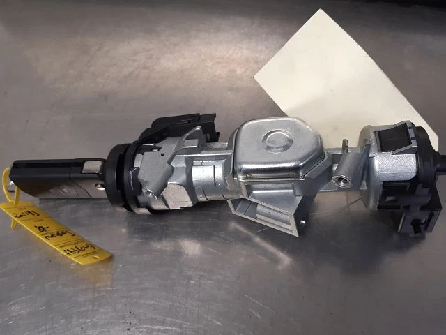 Neiman Antivol Direction C15 OE 4162.V1 - Contacteur Démarrage 4 Fils Avec 2 Clés