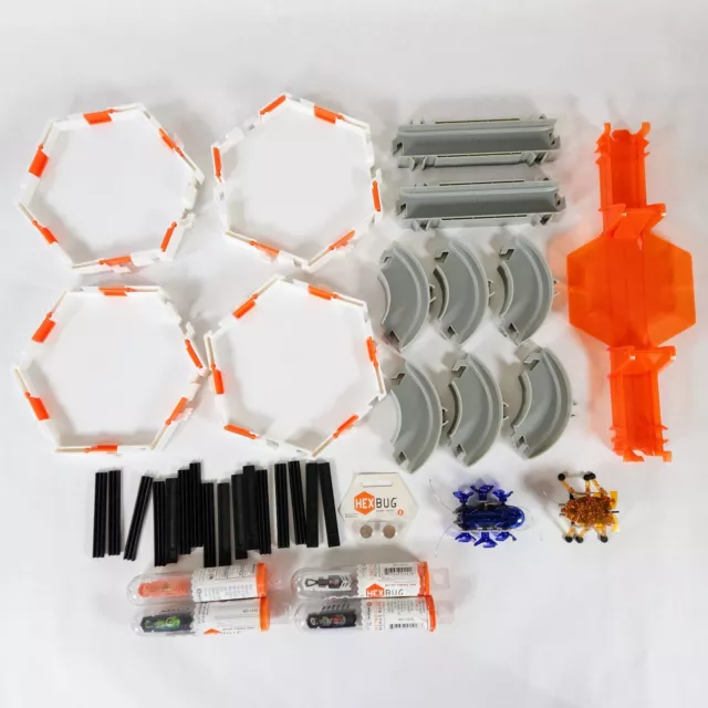 Hexbug Habitat Track Lot of 4 Nanos, 2 Insects, 29 Track Pieces and Batteries Hexbug Habitat Track Lot of 4 Nanos, 2 Insects, 29 Track Pieces and Batteries
