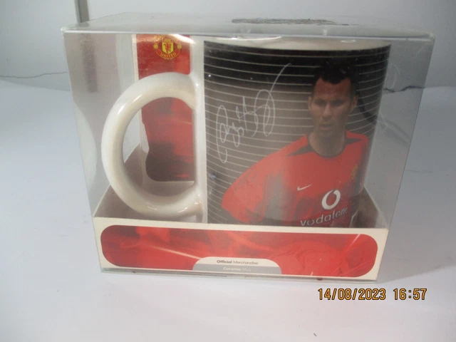 Manchester United Ryan Giggs Coffee Mug 2002 Official Merchandise Boxed .