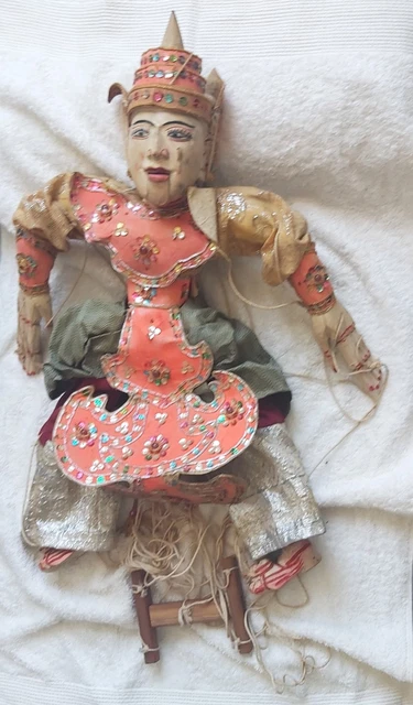 Marionnette Indonésienne – Bois Et Tissu – Hauteur 70 Cm – Artisanat