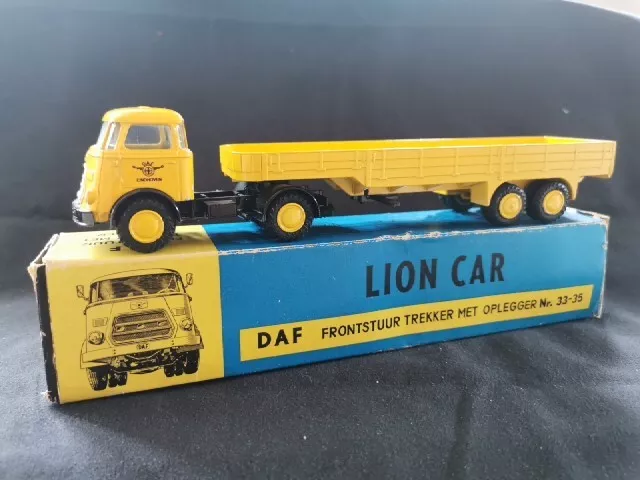 Lion Car Nr 33-35 DAF Articulated Lorry Mint