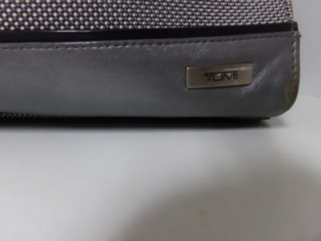 Sac fourre-tout sac étui pour ordinateur portable en cuir véritable TUMI Sinclair gris 2