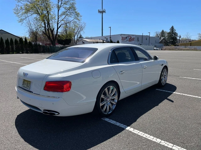 2016 Bentley Flying Spur V8 18