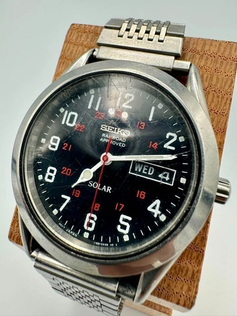 SEIKO SOLAR RAILROAD APPROVED ミリタリー A840 Seiko Solar Railroad Approved A840 Military Watch 37mm Black