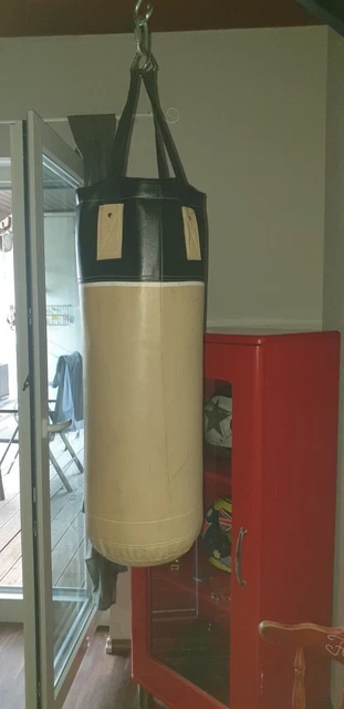 Boxsack mit Wandhalterung und Stützen, Guter Zustand! 3