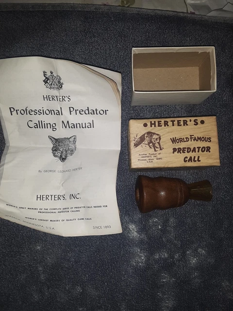 NOS VINTAGE HERTER'S PREDATOR CALL - In Box W/ Original Manual C68 NOS VINTAGE HERTER'S PREDATOR CALL - In Box W/ Original Manual C68