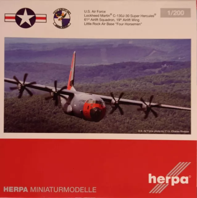 Herpa Wings 1:200 U.S. Air Force Lockheed Martin C-130J-30 Super Hercules 572200