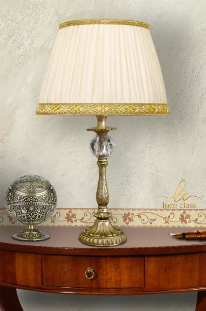 Lampada da tavolo comodino classica in cristallo e ottone con paralume plissé