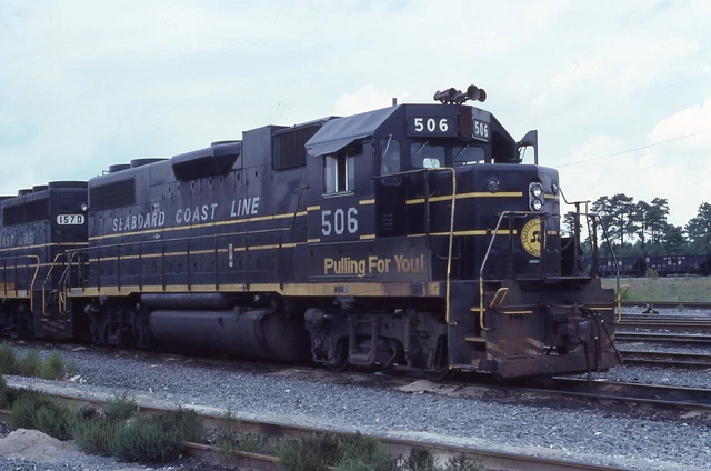 Original Slides (8) SCL Seaboard Coast Line 500 Series GP38-2's Taken 1980-1981