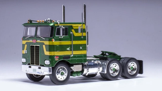 New Ray Camion Da Collezione In Scala 1/43, Peterbilt 387 Con Container 40' Hardcore Chopper, Modello Die-Cast