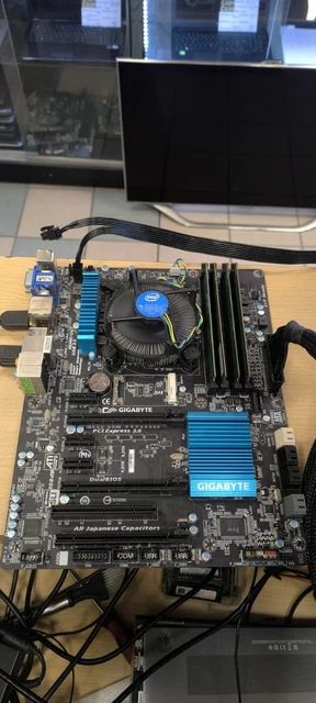 Kit Upgrade PC : Carte Mère ASUS H97M-PLUS + Processeur Intel I5-4590 + 16 Go RAM DDR3 - Socket 1150 MicroATX