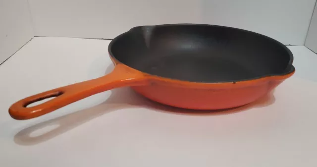 VTG Le Creuset 9” Double Spout Cast Iron Pan Skillet #23 Flame Orange France