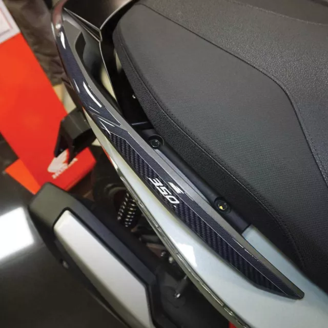 Adesivi 3D Protezioni Maniglie posteriori compatibili con Honda Forza 350 2022