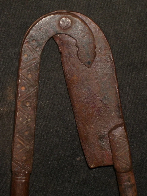 Antique Indian Ethnic Old Iron Supari Cutter Betel Nut Cutter Collectible 3