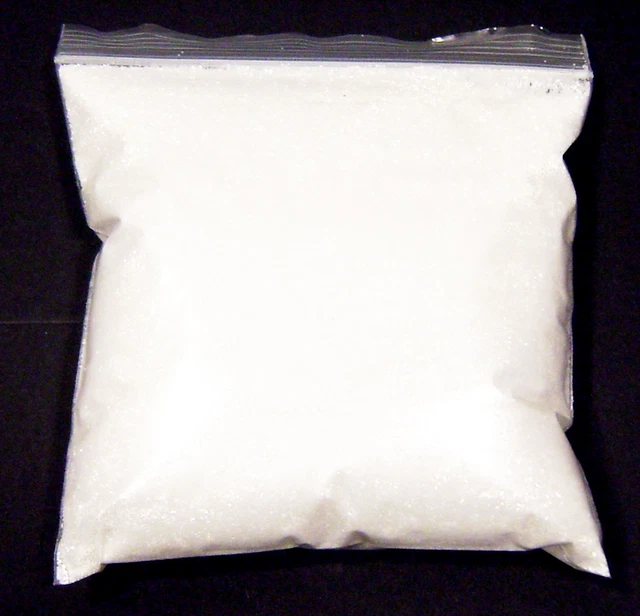 9oz / 266ml Bright White (Pearlish) .015" Metal Flake, Automotive Paint Additive