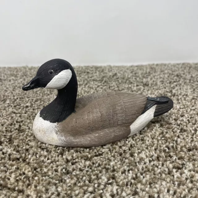 Vintage Canadian Goose by Jennings Decoy Co. St. Cloud MN Pre Owned Signed Resin