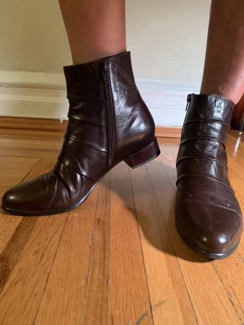 women everybody brown satin leather booties SZ 8.5