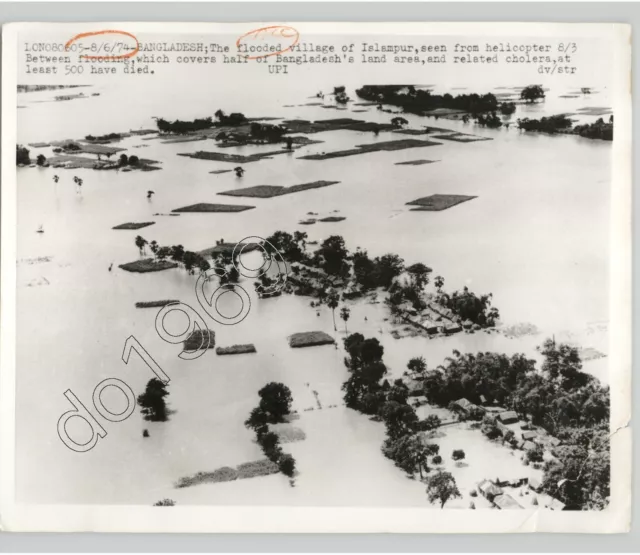 Aerial View of FLOODED VILLAGE of Islampur BANGLADESH Vintage 1974 Press Photo