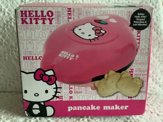 Galerie Hello Kitty Pancake Skillet with Mix, Stocking Stuffers Christmas  Gifts for Kids, Mini Maker Mold, 3.52 Ounces