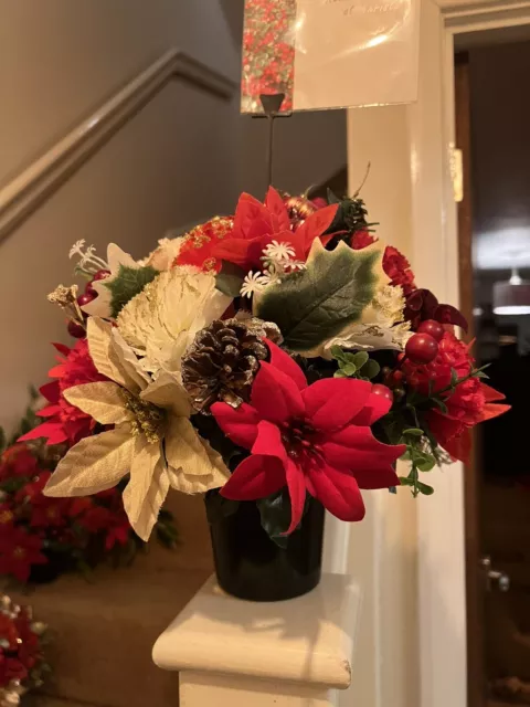 Quality Artificial Christmas  Arrangement Grave vase / Memorial / Crem Pot Red